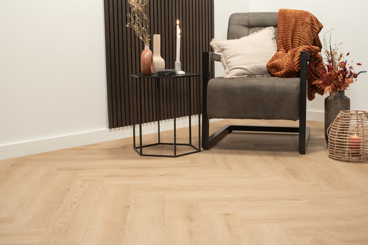 Floer Walvisgraat PVC – Bryde Bruin