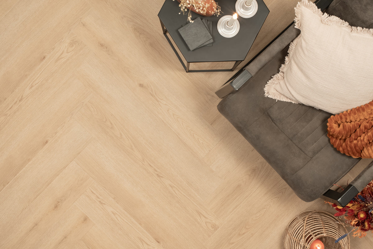 Floer Walvisgraat PVC – Bryde Bruin