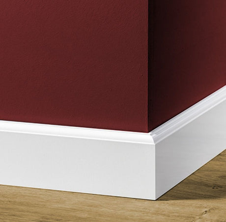 MDF Eigentijdse plint 120x12 wit voorgel. RAL 9010