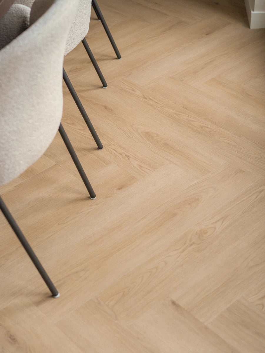 Floer Walvisgraat Click PVC – Bryde Bruin