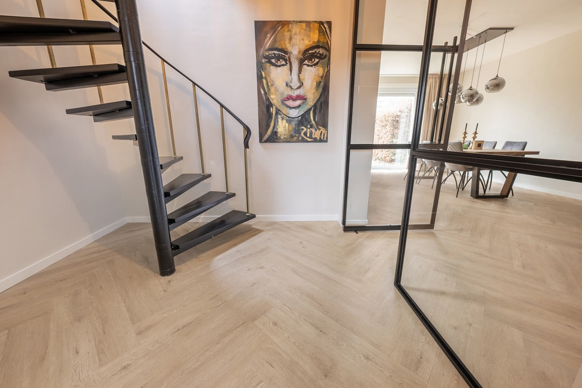 Floer Klik PVC Walvisgraat - Gaia Grijsbeige