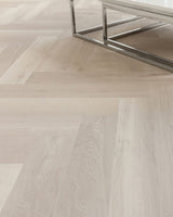 mFLOR Plak PVC Parva Broad Leaf Visgraat - Light Sycamore 40810